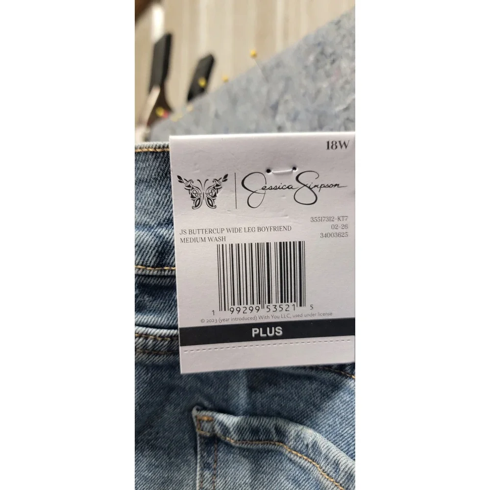 Jessica Simpson Women's Buttercup Wide Leg Boyfriend Medium Wash Jeans 18W  NWT